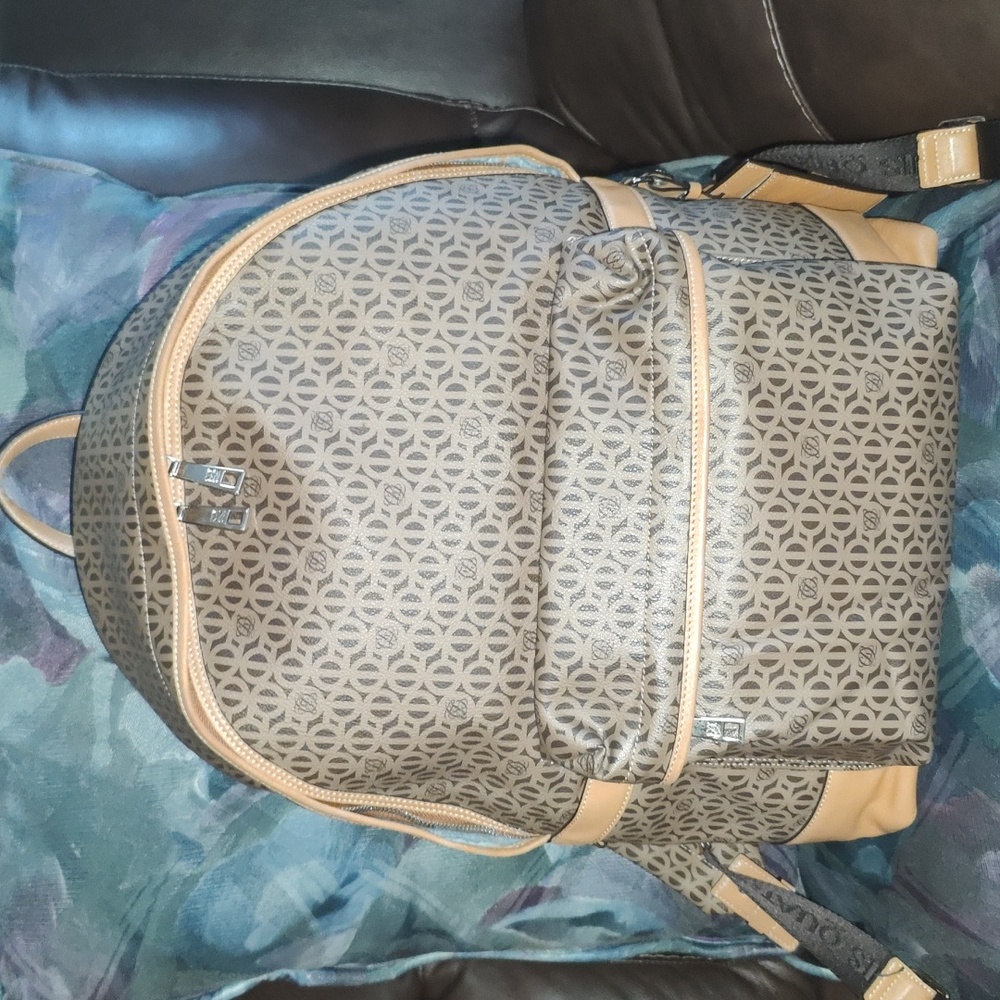Louis Quatorze backpack H18"xW14"xd8"